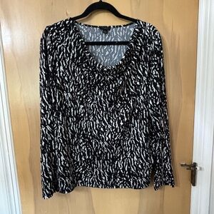 Ann Taylor Black and White Blouse
